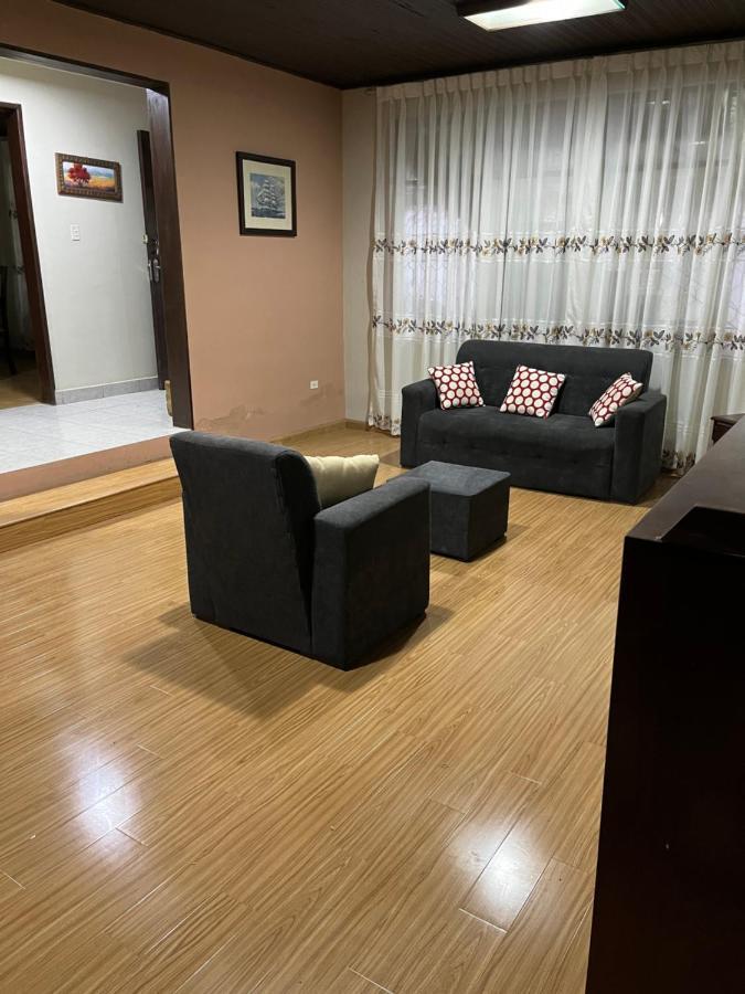 El Hogar Casa Y Habitaciones En El Prado - Cbba Con Garaje Cochabamba Extérieur photo